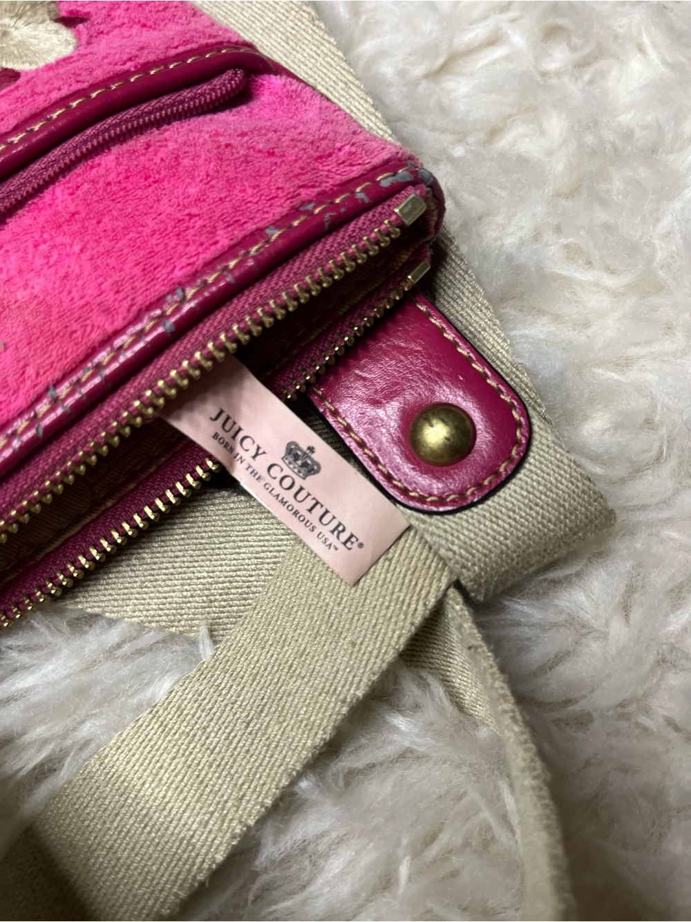 Vintage Juicy Couture Hot Pink and Gold Small Zip Pouch - Picture 8 of 8